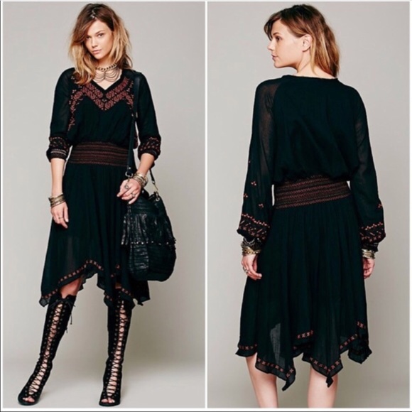 Free People Dresses & Skirts - PRICE FIRM!💘Free people neo folk embroidered dres